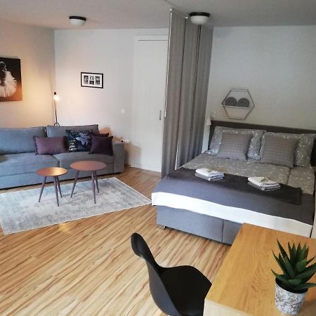 Apartment Nobl Plac Цельє Екстер'єр фото