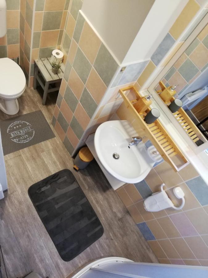 Apartment Nobl Plac Цельє Екстер'єр фото